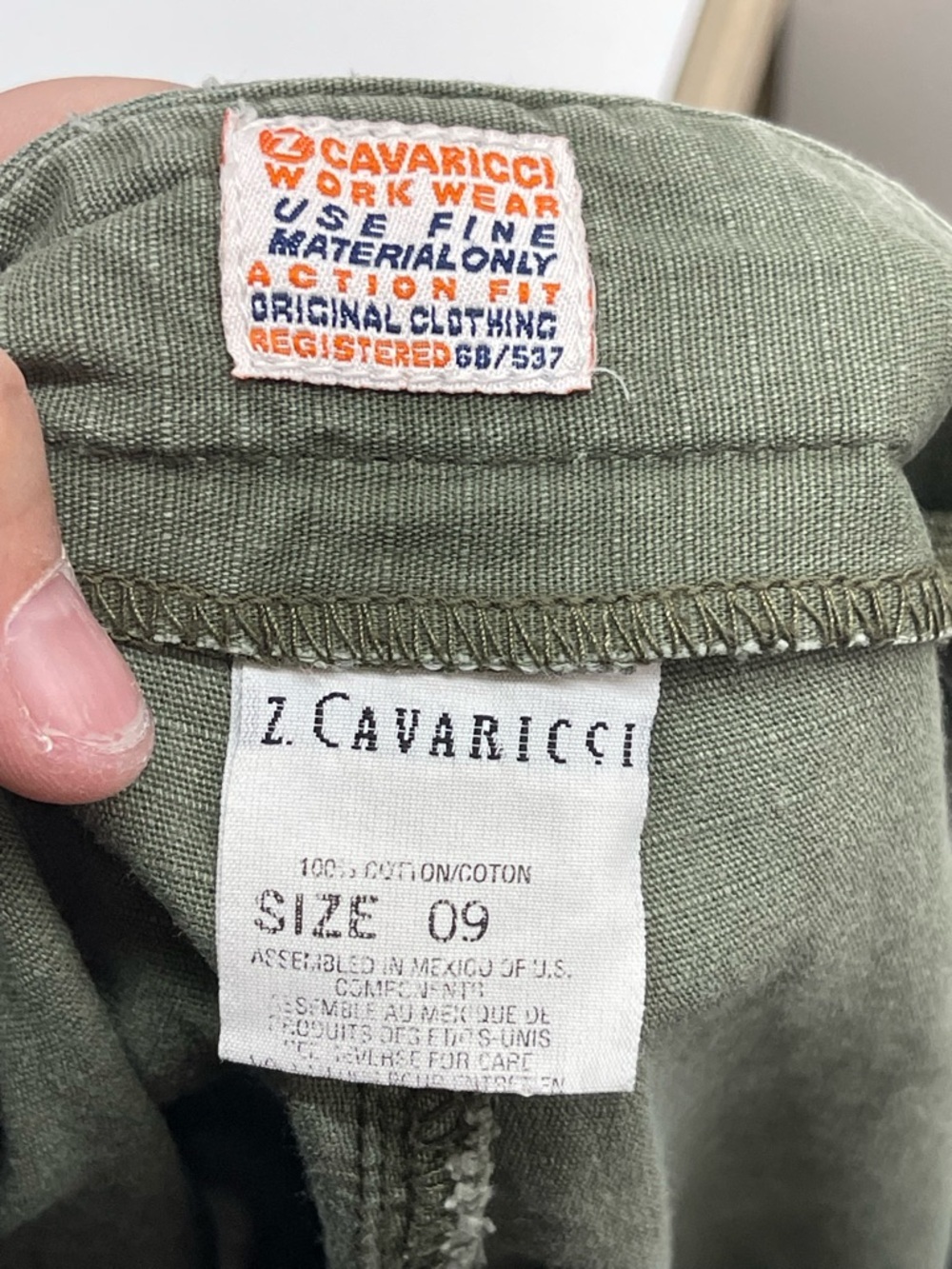 Z. Cavaricci Olive Green Cargo Shorts with Zip Pocket vintage Y2K - Picture 3 of 3